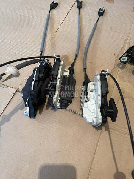 unutrašnja brava elektrosnka za Volkswagen Golf 7