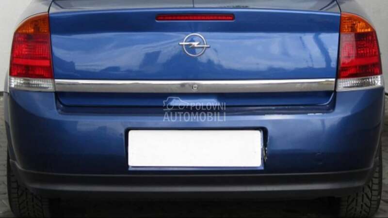 Zadnji branik za Opel Vectra C od 2002. do 2005. god.