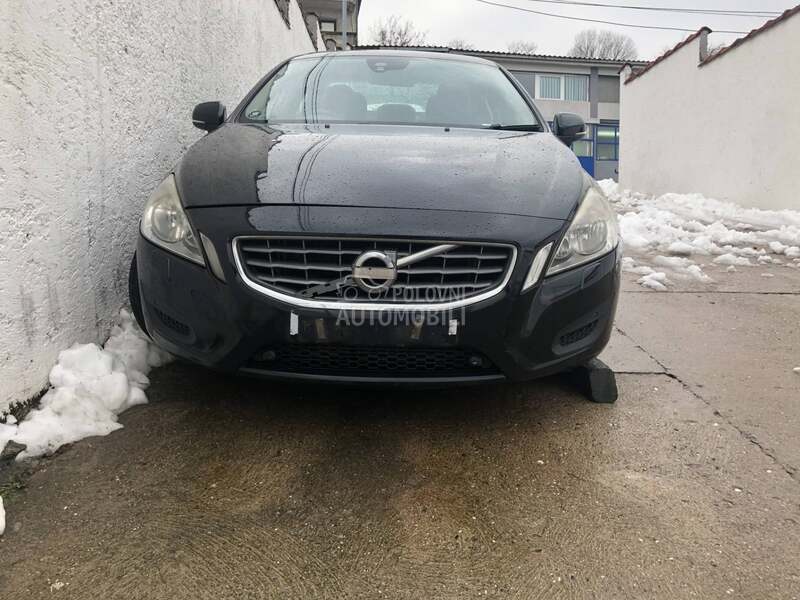 Branik za Volvo S60 od 2008. do 2020. god.