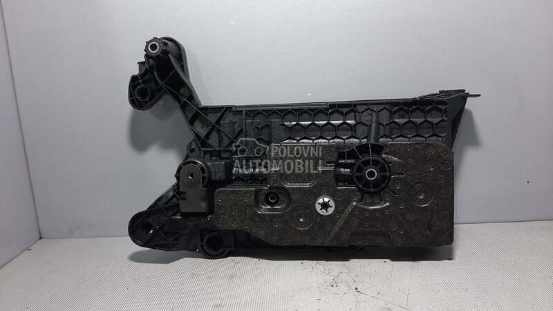 NOSAC AKUMULATORA za Volkswagen Golf 7