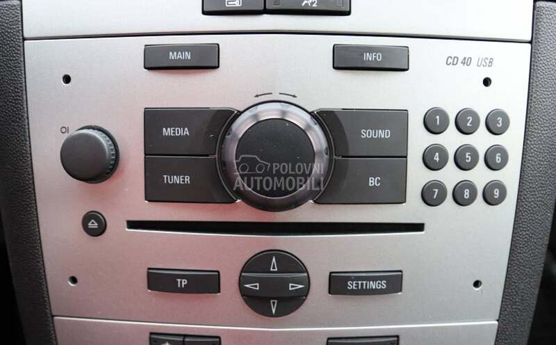 Radio / CD za Opel Corsa D
