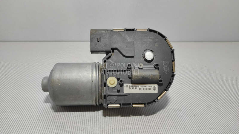 MOTORIC PREDNJEG BRISACA za Volkswagen Passat CC
