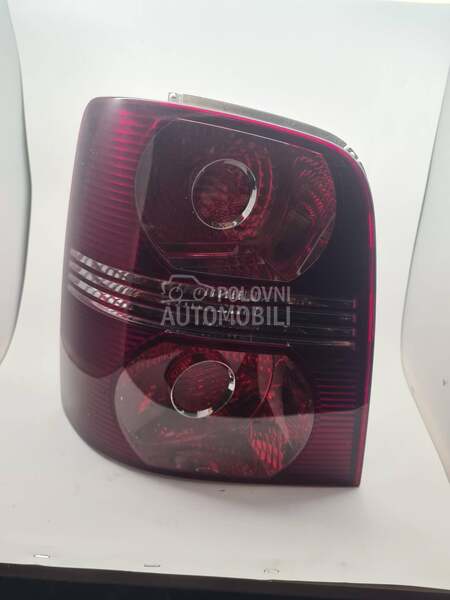 Zadnja leva lampa za Touran od za Volkswagen Touran od 2006. do 2010. god.