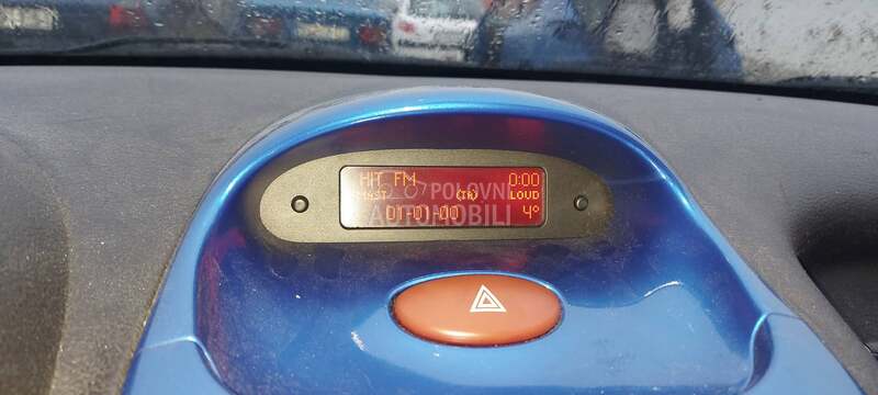 veliki displej za Peugeot 206