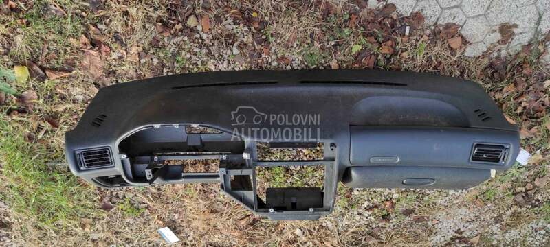 Instrument tabla za Peugeot 106