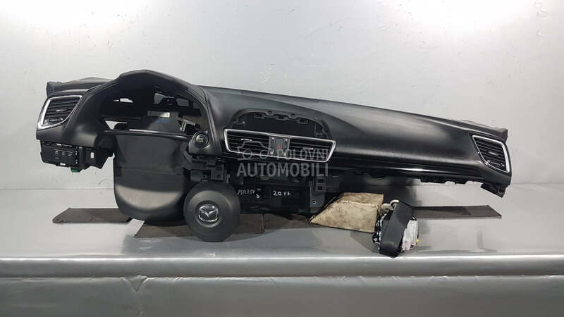 INSTRUMENT TABLA za Mazda 3