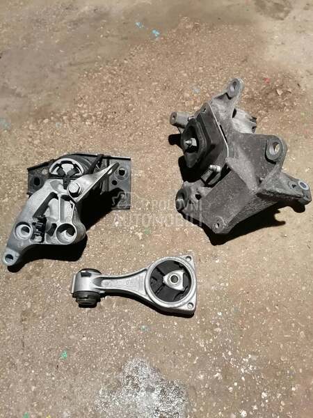 Nosaci motora za Renault Laguna od 2008. do 2015. god.