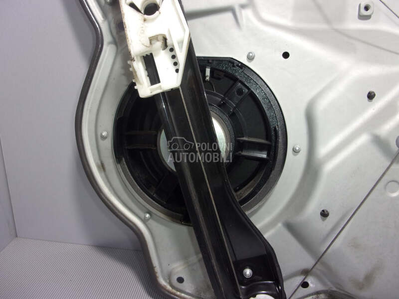 ZVUCNIK za Škoda Octavia