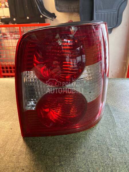 Lampa stopa ili stop svetlo za Volkswagen Passat B5.5