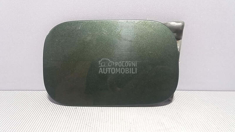 POKLOPAC REZERVOARA za Audi A4