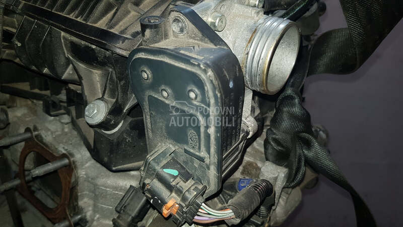DOZER KLAPNA za Peugeot 208