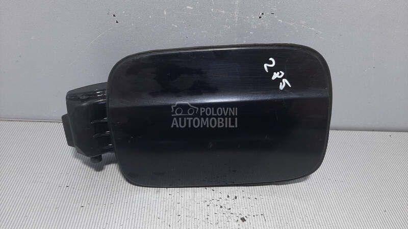 POKLOPAC REZERVOARA za Audi A4