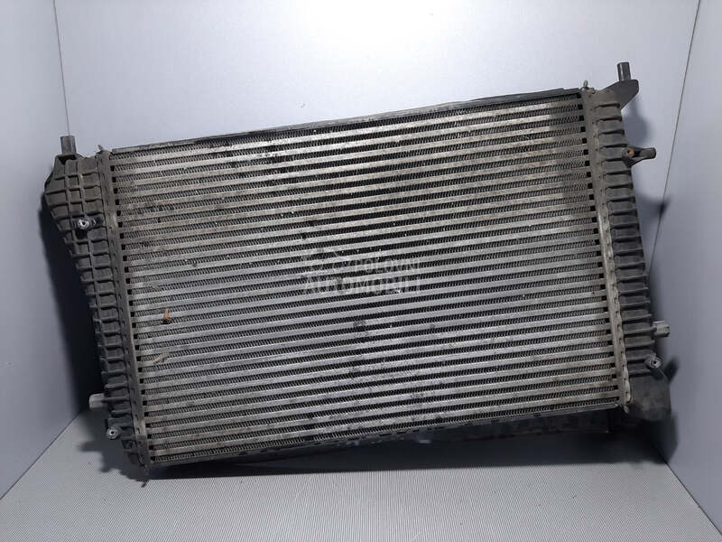 INTERKULER za Volkswagen Passat B6