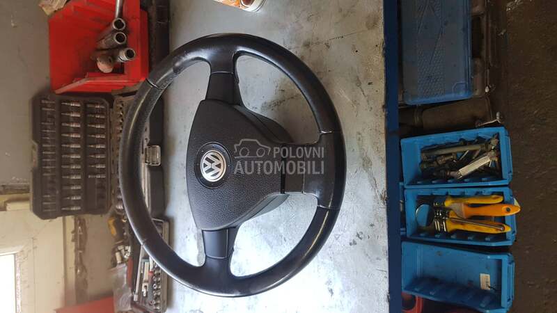 Volan 3 kraka za Volkswagen Golf 4, Golf 5, Passat B6 ...