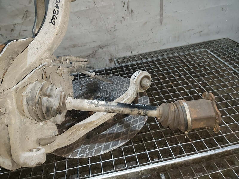 POLUOSOVINA za Audi A6