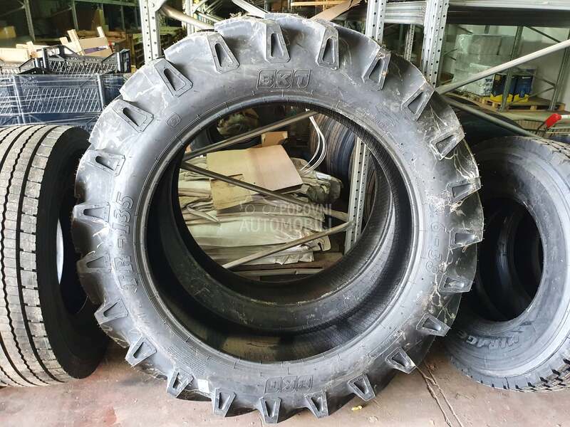 BKT 13.6/9 R38