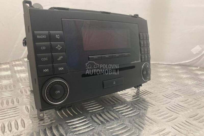 Radio CD za Mercedes Benz B 150, B 170, B 180 ...