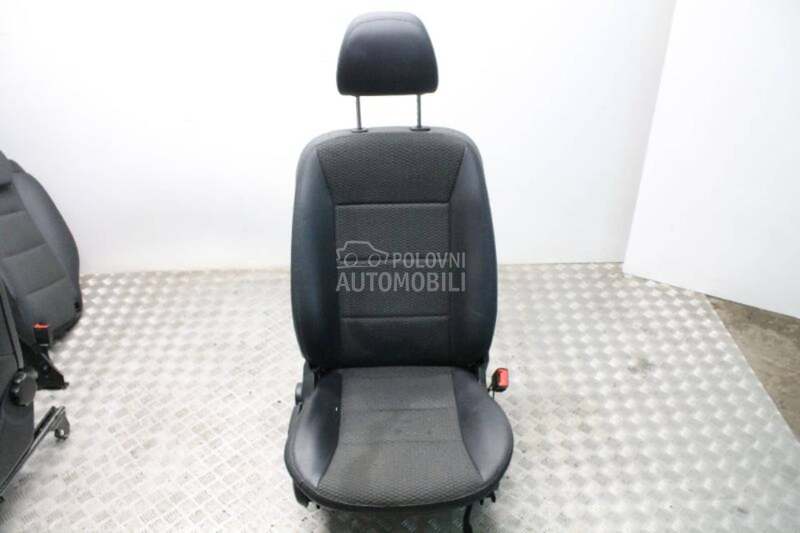 Suvozačevo sedište za Mercedes Benz B 150, B 170, B 180 ... od 2005. do 2011. god.