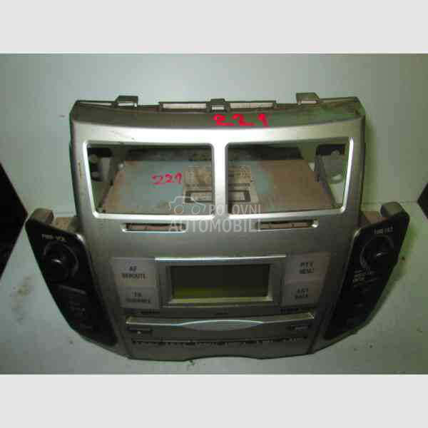 RADIO za Toyota Yaris