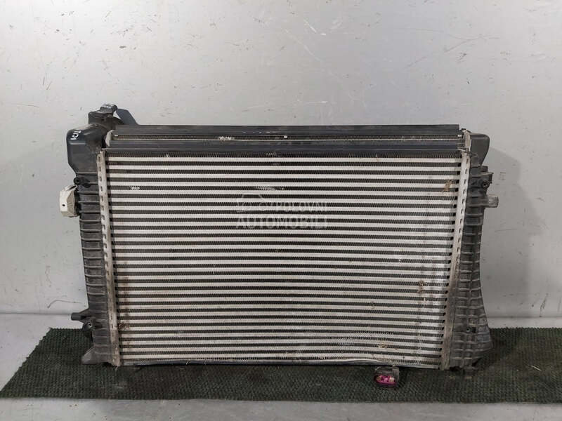 HLADNJAK VODE za Volkswagen Caddy