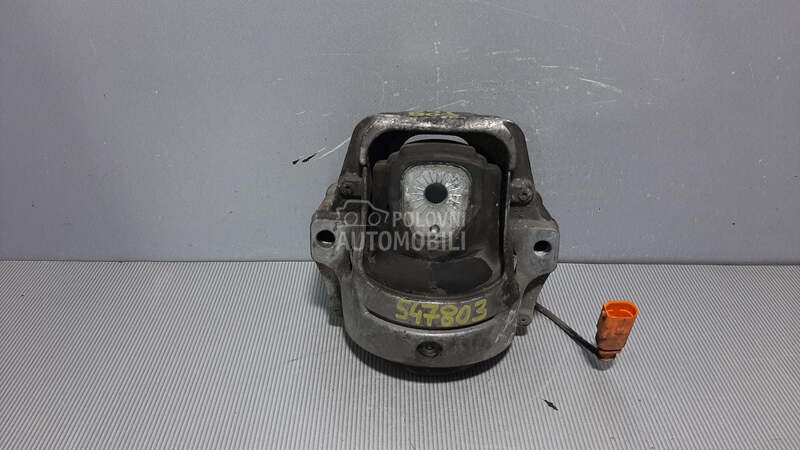 NOSAC MOTORA za Audi A4