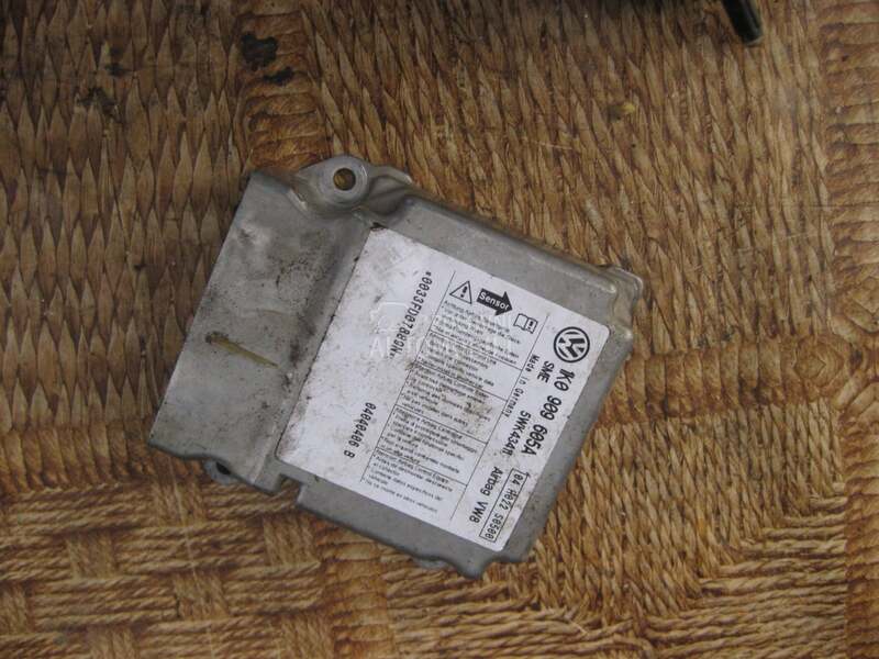 Airbeg centrala za Volkswagen Golf 5