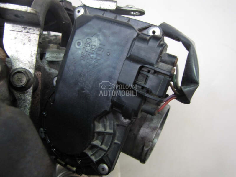 DOZER KLAPNA za Nissan Pathfinder