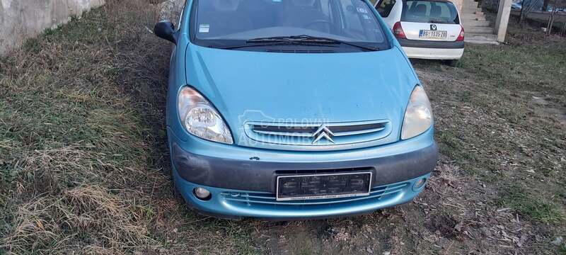Citroen Xsara Picasso 2.0 hd 2001. god. -  kompletan auto u delovima