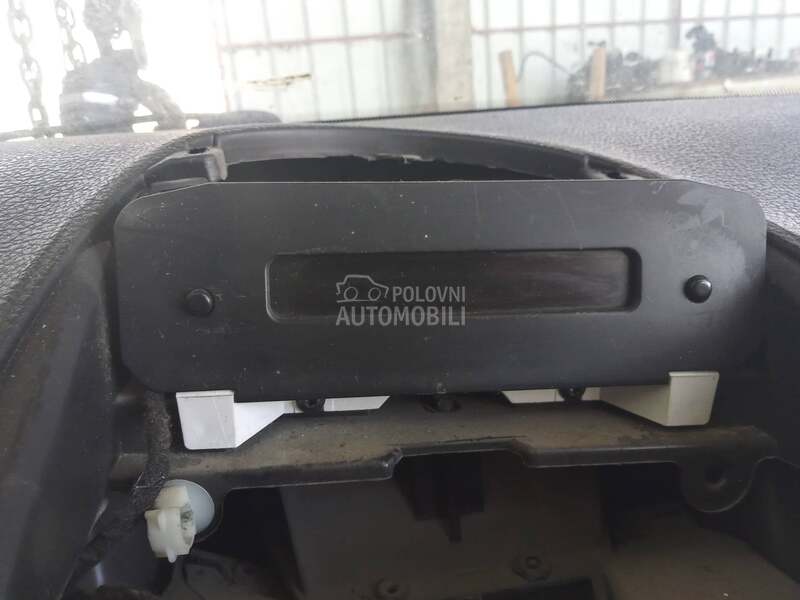 bord za Peugeot 206