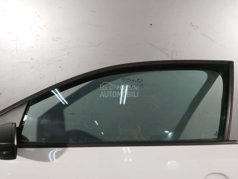 STAKLO za Volkswagen Polo