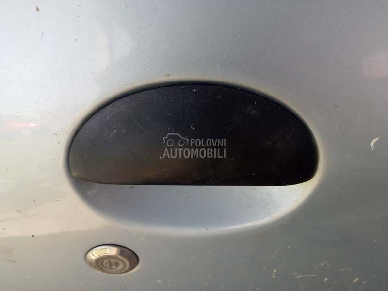 kvaka vrata za Peugeot 206