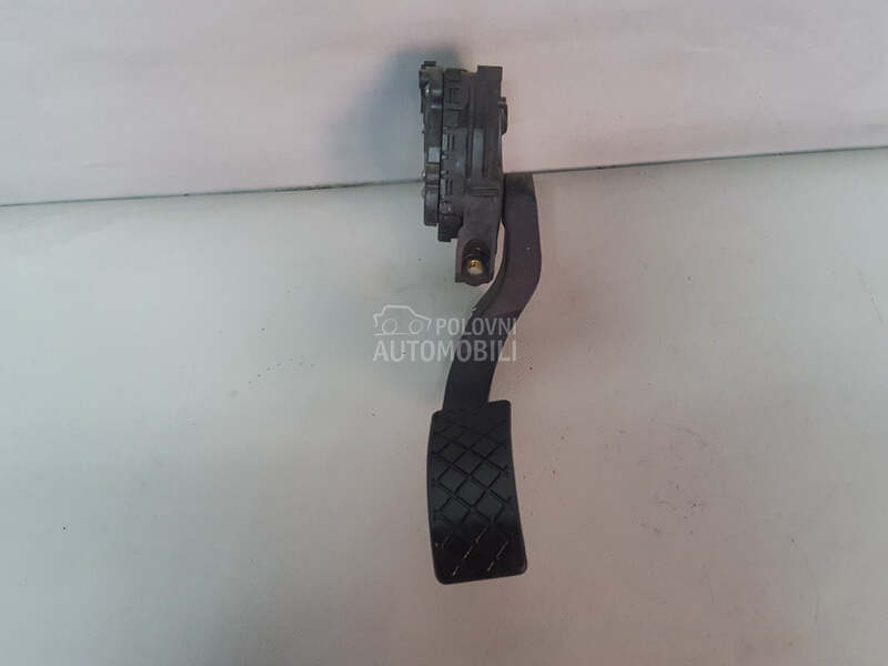 PAPUCICA GASA za Volkswagen Passat B5