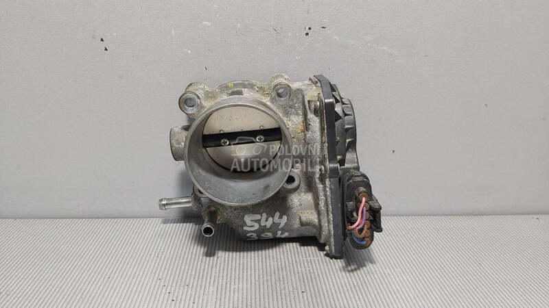 DOZER KLAPNA za Toyota Avensis