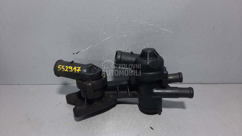 KUCISTE TERMOSTATA za Volkswagen Golf 6