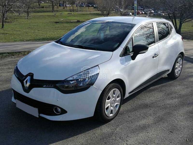 Renault Clio IV 2015. god. -  kompletan auto u delovima