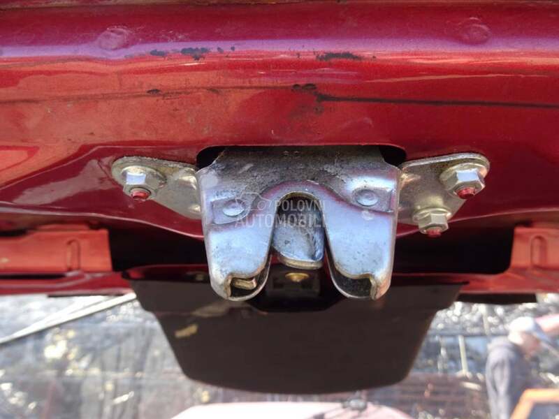 Bravica gepek vrata za Fiat Uno