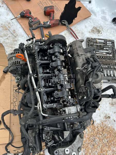 Glava motora za Volkswagen Bora, Caddy, Golf 5 ... od 2001. do 2009. god.