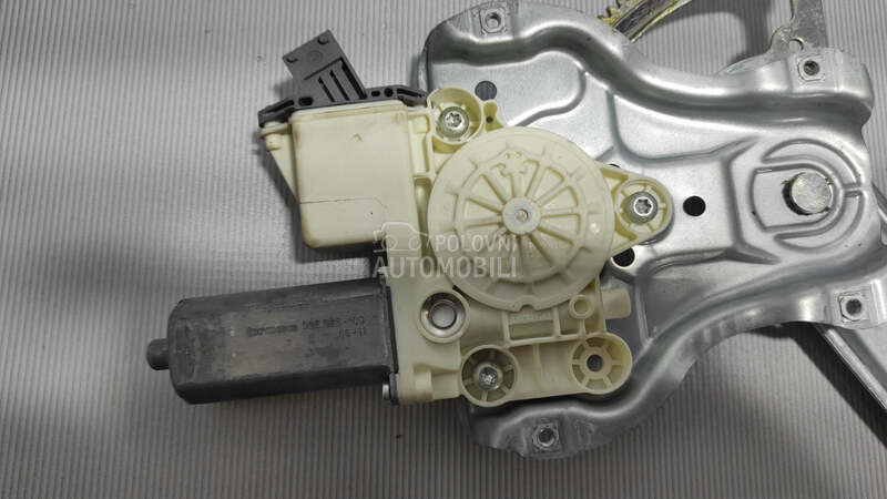 MOTORIC PODIZACA STAKLA za Toyota Avensis