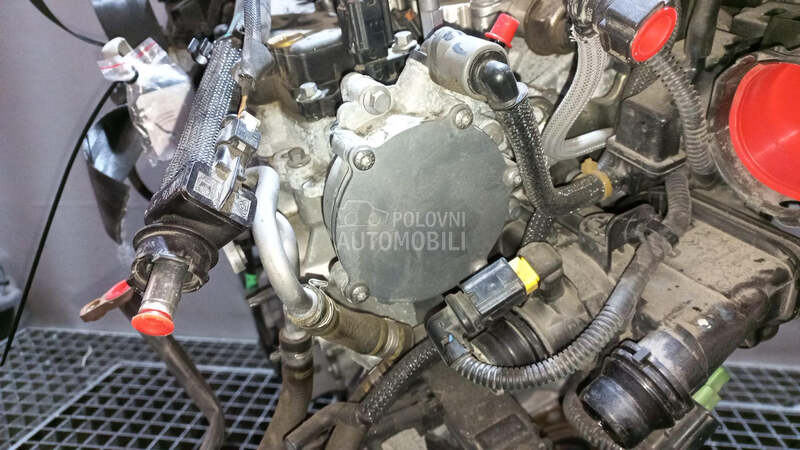 VAKUM PUMPA za Peugeot 2008