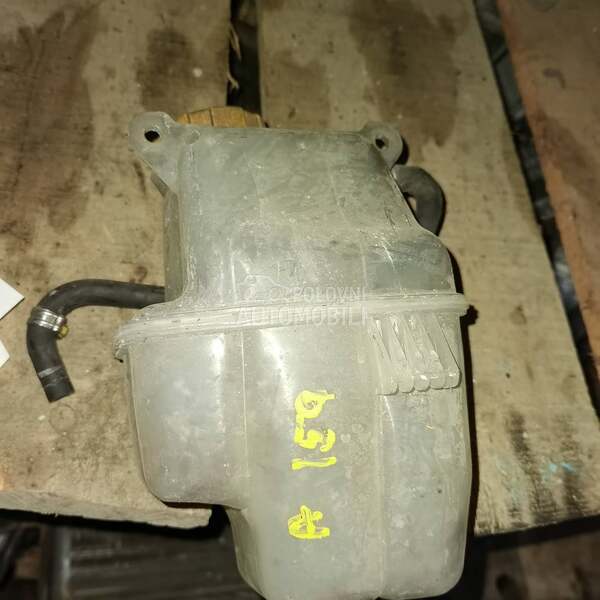 posuda za vodu za Alfa Romeo 159