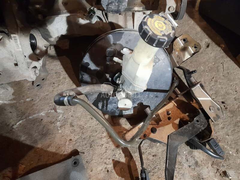 servo aparat za Nissan Micra od 2003. do 2010. god.