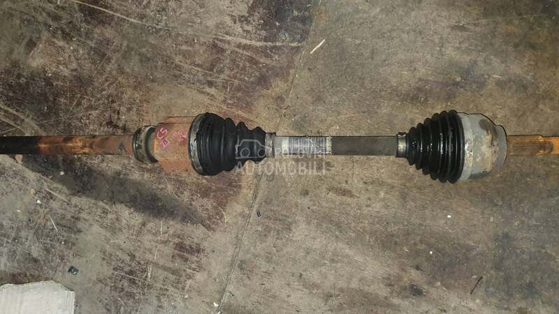poluosovina 103kw desna za Citroen C5 od 2008. do 2012. god.