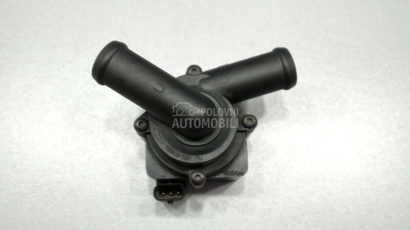 VODENA PUMPA za Audi A4