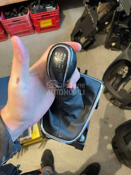 rucica menjaca za Opel Astra J od 2010. do 2022. god.