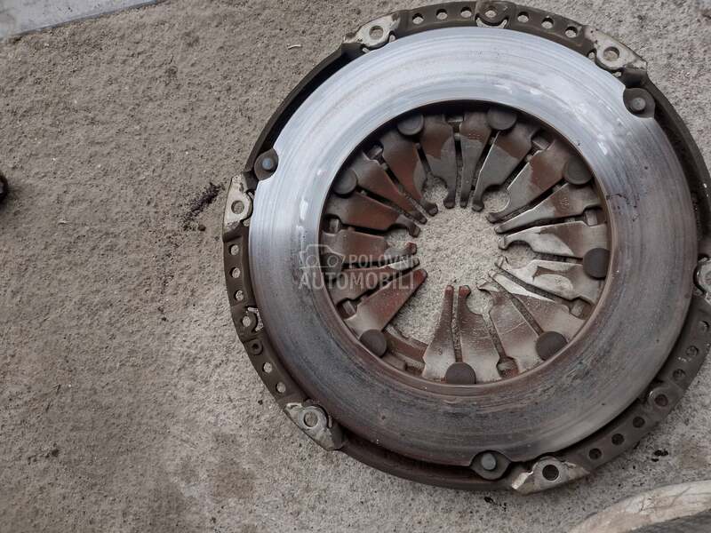 Plovajuci zamajac 5 brzina za Volkswagen Bora, Golf 4 od 1998. do 2006. god.