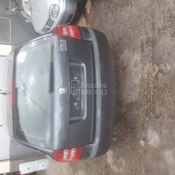 Škoda Octavia 2.0tdi 2006. god. -  kompletan auto u delovima