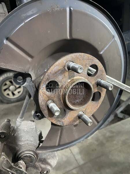 glavcina za Toyota Yaris od 2000. do 2011. god.