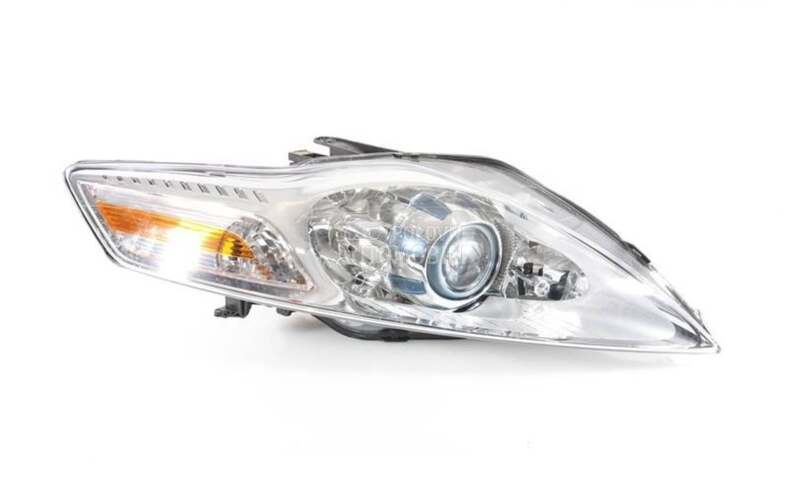 Farovi , stop svetlo / lampa za Ford S-Max, Mondeo, Ka ... od 2000. do 2015. god.
