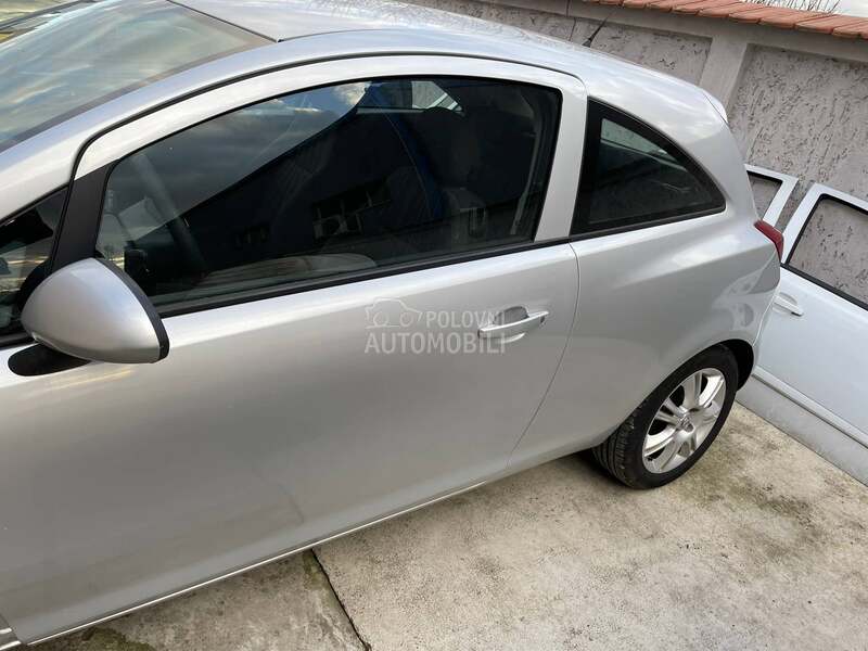 vrata,polustranica,krak sasije za Opel Corsa D od 2005. do 2014. god.