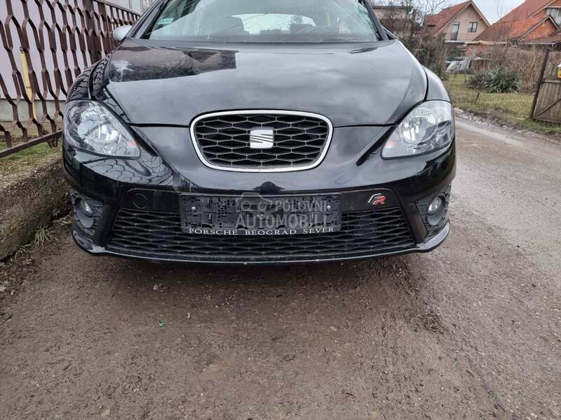 Prednji branik za Seat Leon